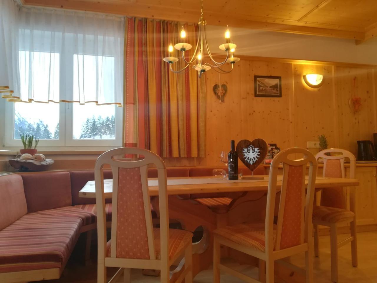 Alpina Appartement Санкт Леонард им Пицтал Екстериор снимка